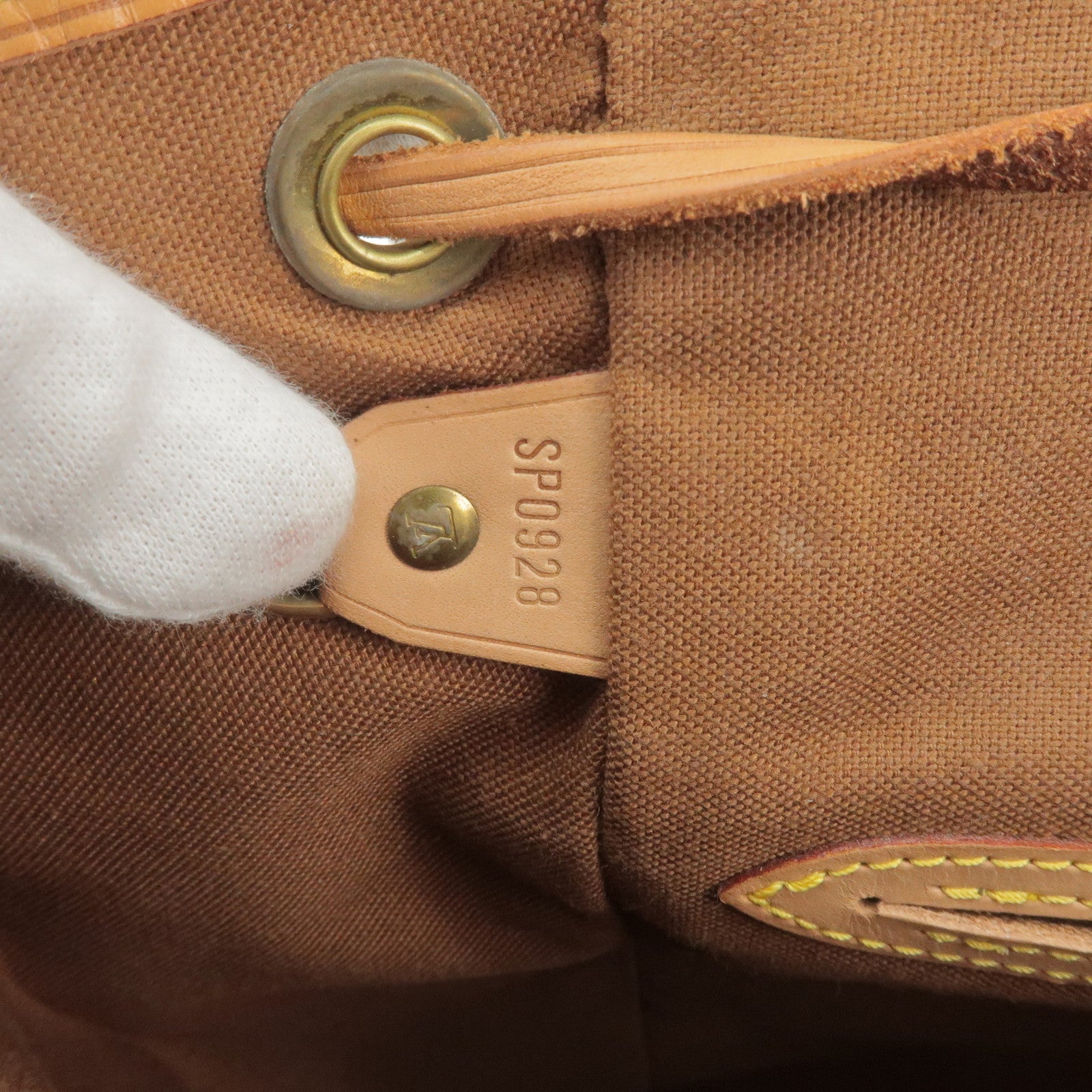 Louis Vuitton Monogram Montsouris MM Back Pack Bag M51136