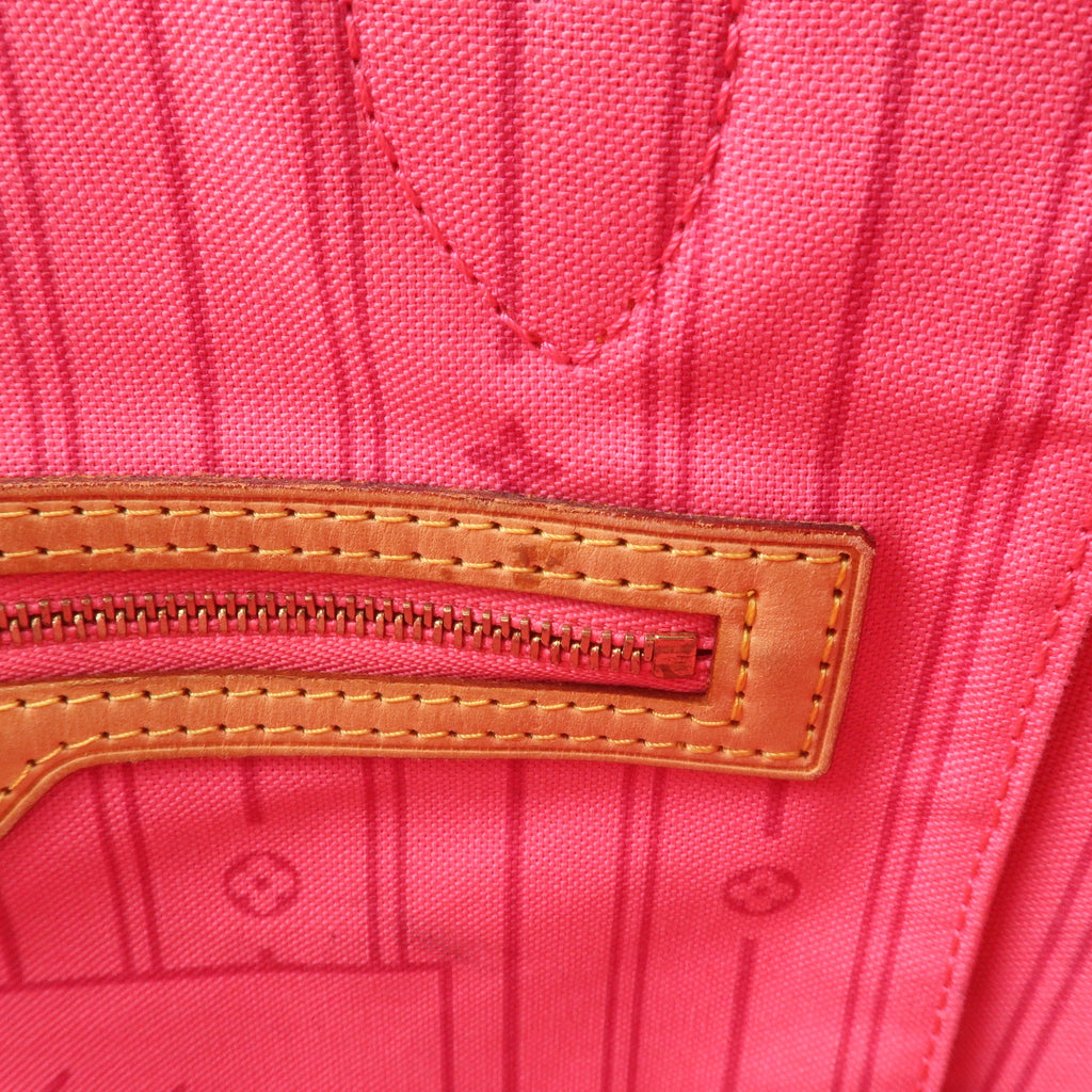 Louis Vuitton Monogram Rose Neverfull MM Tote Bag M48613