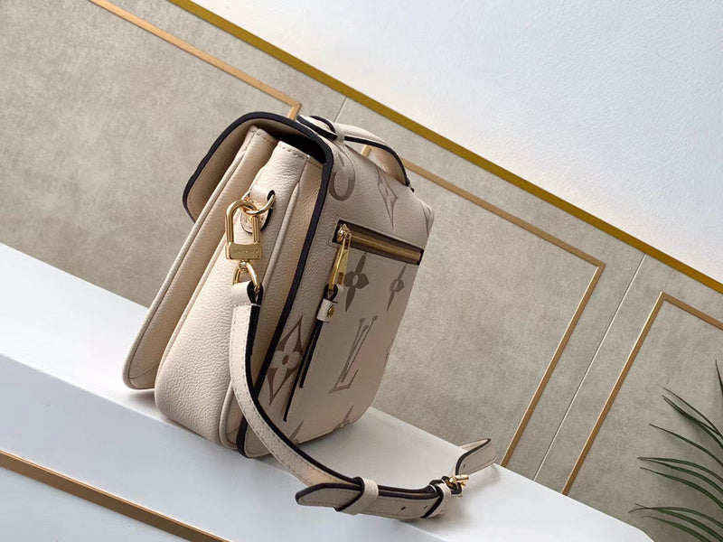 Louis Vuitton Luxury Bags 2544