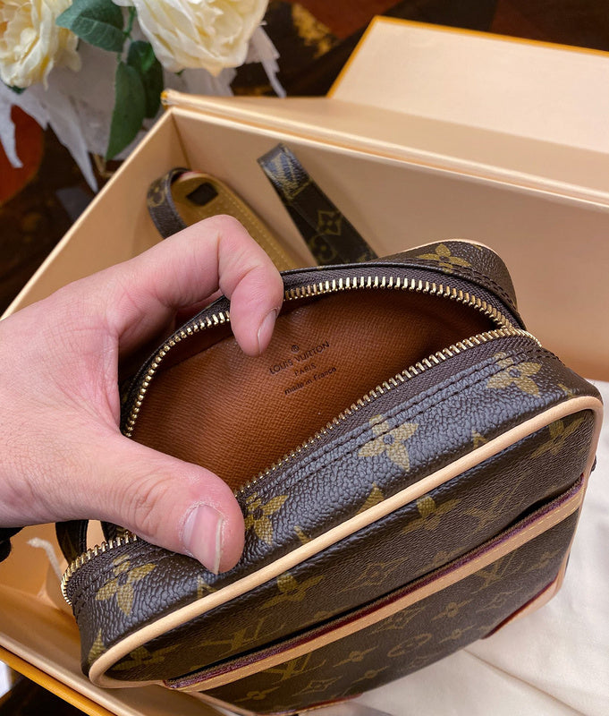Louis Vuitton Luxury Bags 2601