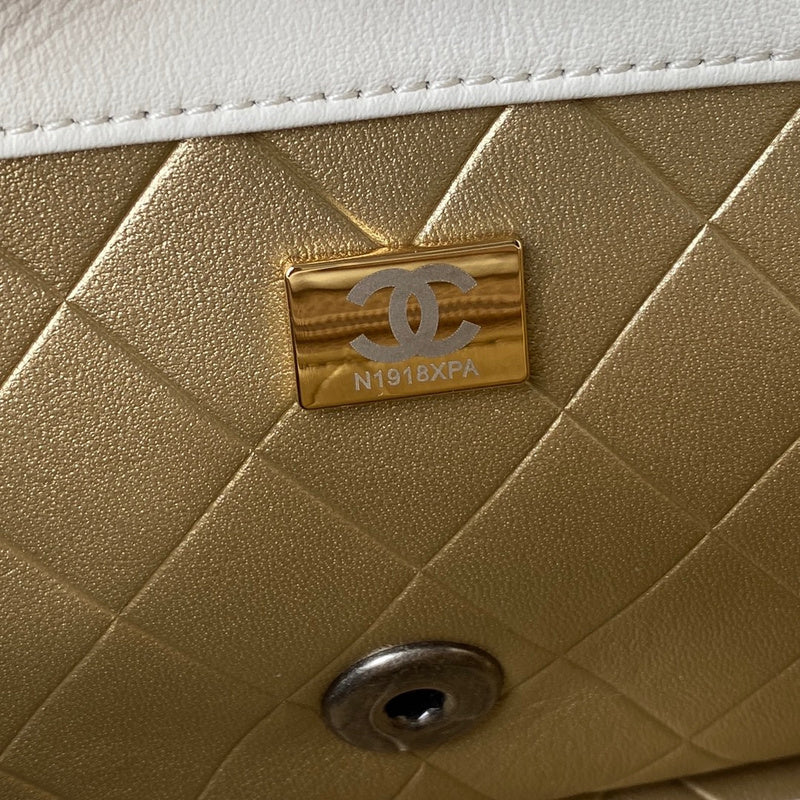 aura-bags - Chanel Bags - 7647