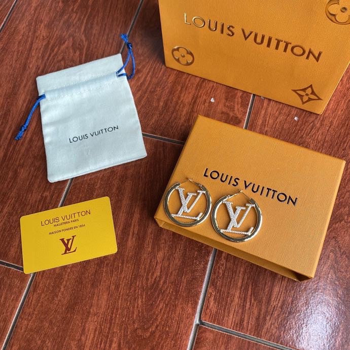 High Quality Earring louis vuitton 001