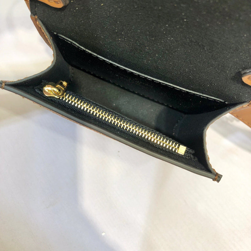 Louis Vuitton Luxury Bags 1881