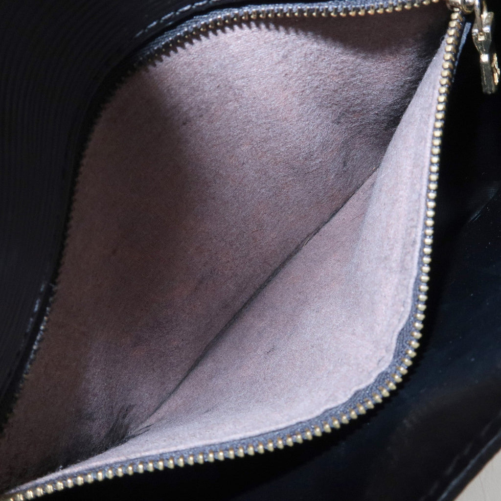 Louis Vuitton Epi Saint Cloud Shoulder Bag Noir Black M52192