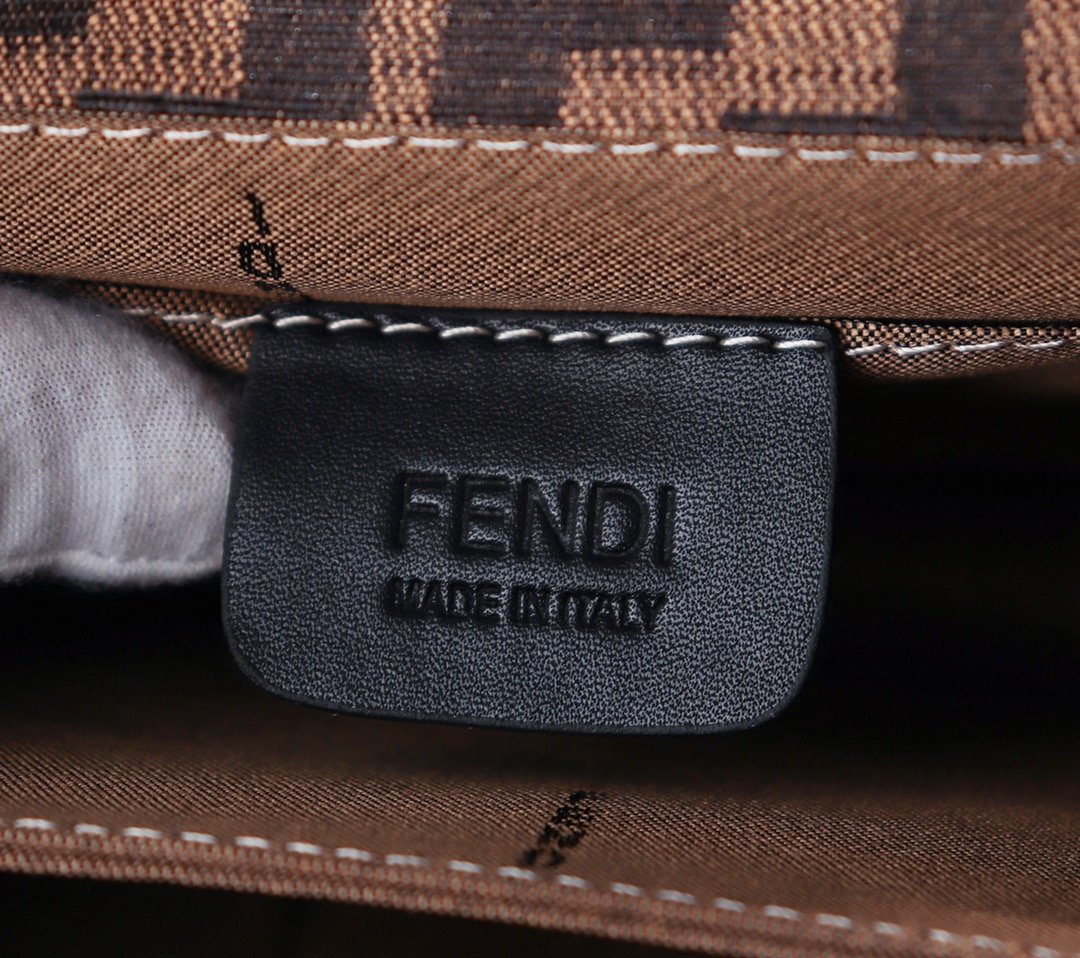 Designer Handbags Fendi 063