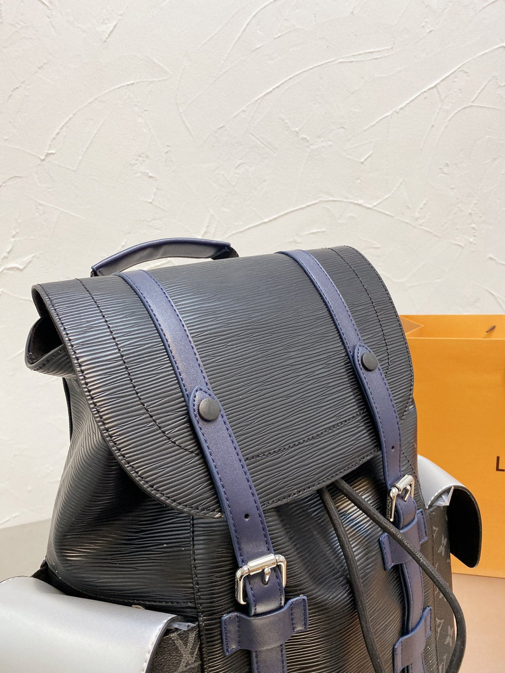 Designer Handbags louis vuitton 077