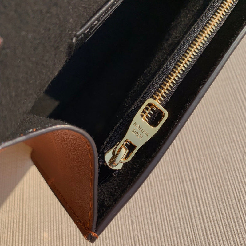 Louis Vuitton Luxury Bags 2604