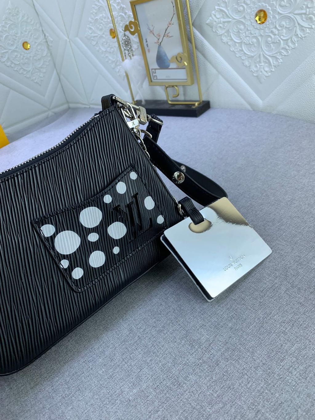 Luxury Bags Louis Vuitton  770