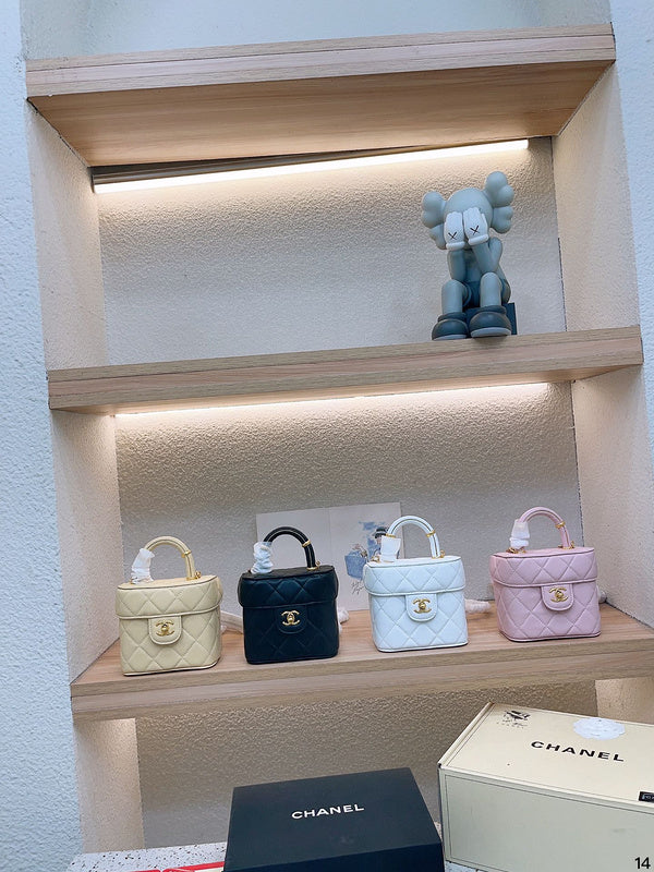 aura-bags - Chanel Bags - 6894