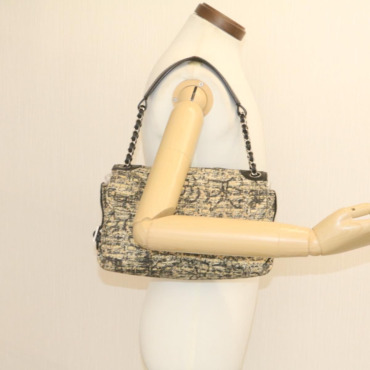 CHANEL Camellia Icon Turn lock Chain Flap ShoulderBag Beige Black CC Auth 24396A