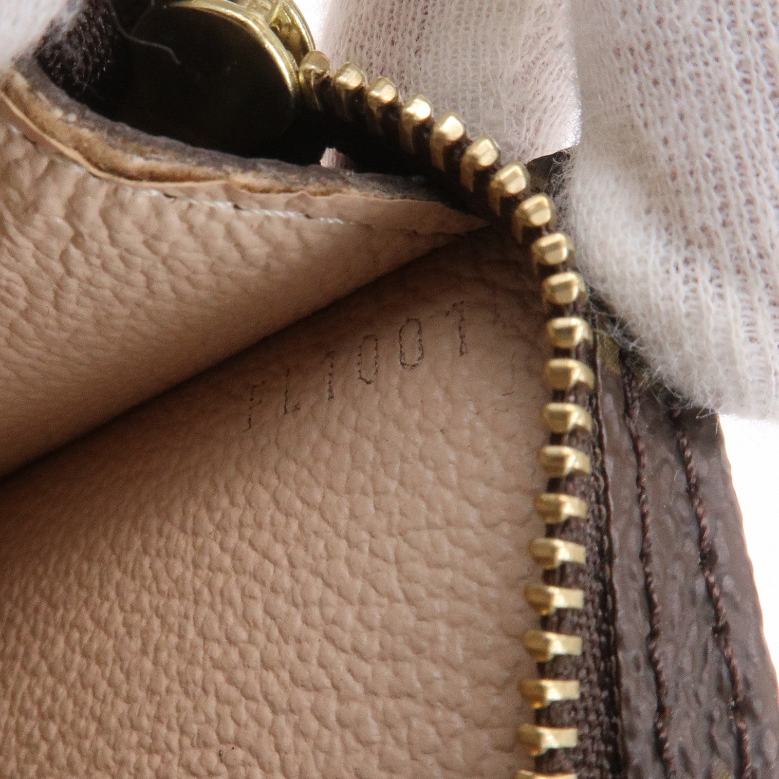 Louis Vuitton Monogram Set of 3 Pouch for Bucket PM Bag