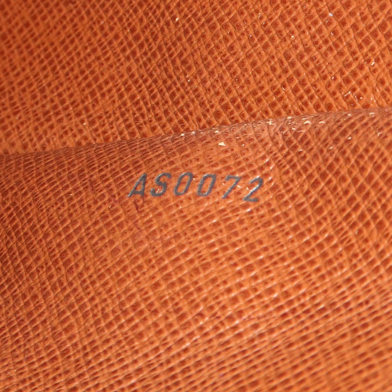 Louis Vuitton Monogram Boulogne 30 Shoulder Bag M51265