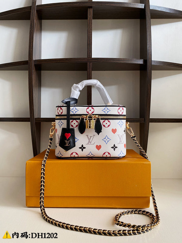 Louis Vuitton Luxury Bags 2678
