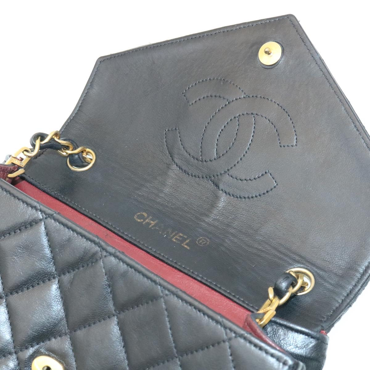 CHANEL Lamb Skin Matelasse Chain Shoulder Bag Black CC  25810A