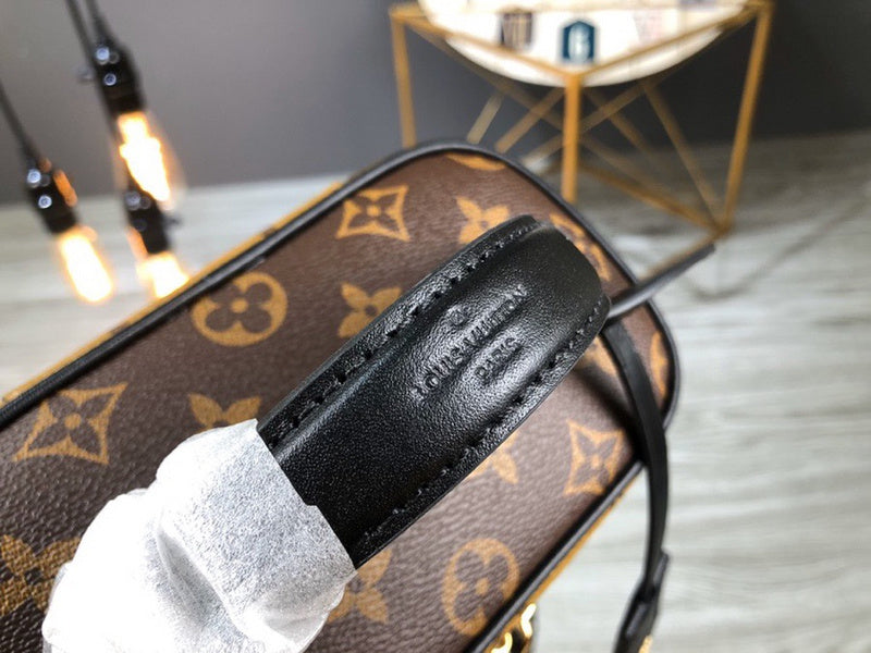 Louis Vuitton Luxury Bags 1844