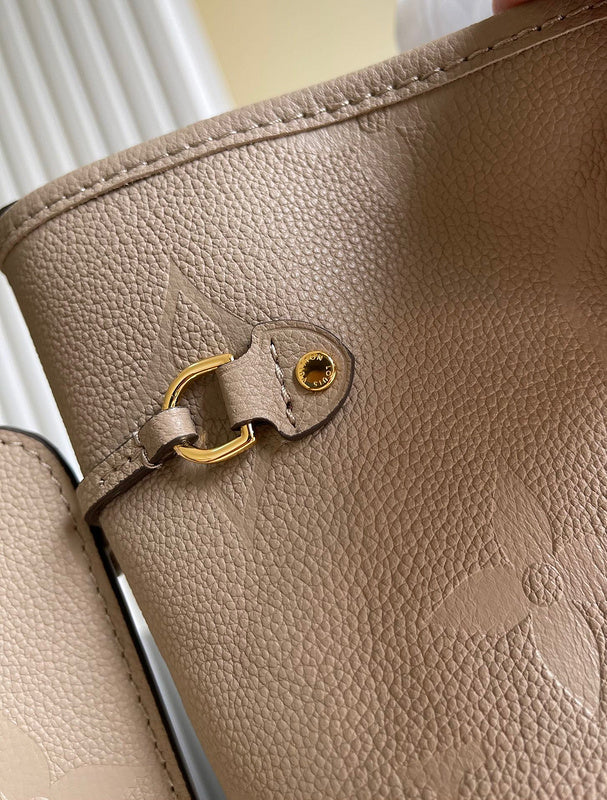 Louis Vuitton Luxury Bags 2531
