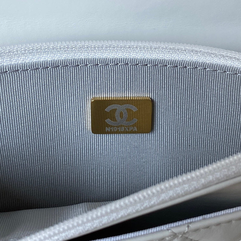 aura-bags - Chanel Bags - 7572