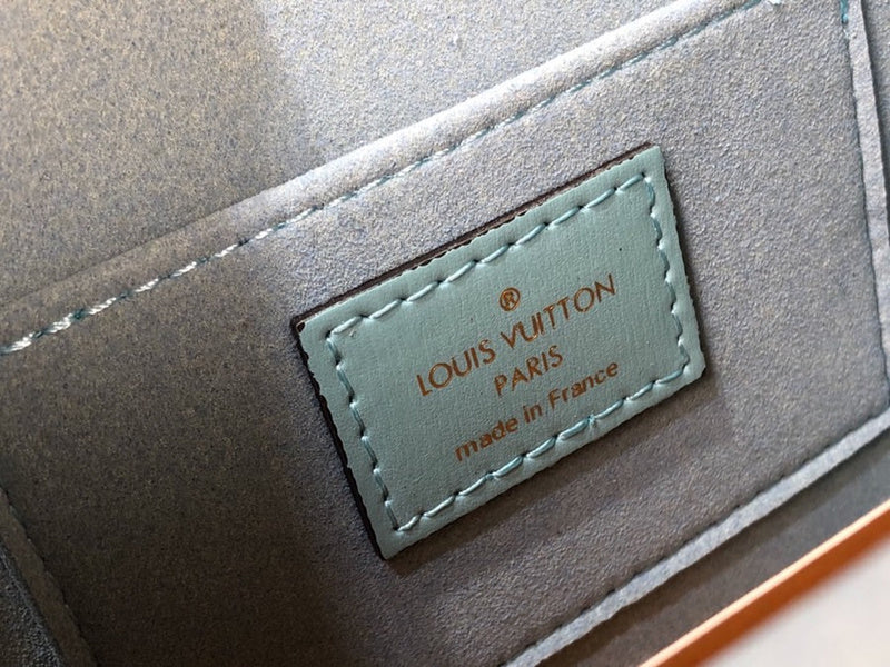 Louis Vuitton Luxury Bags 1827