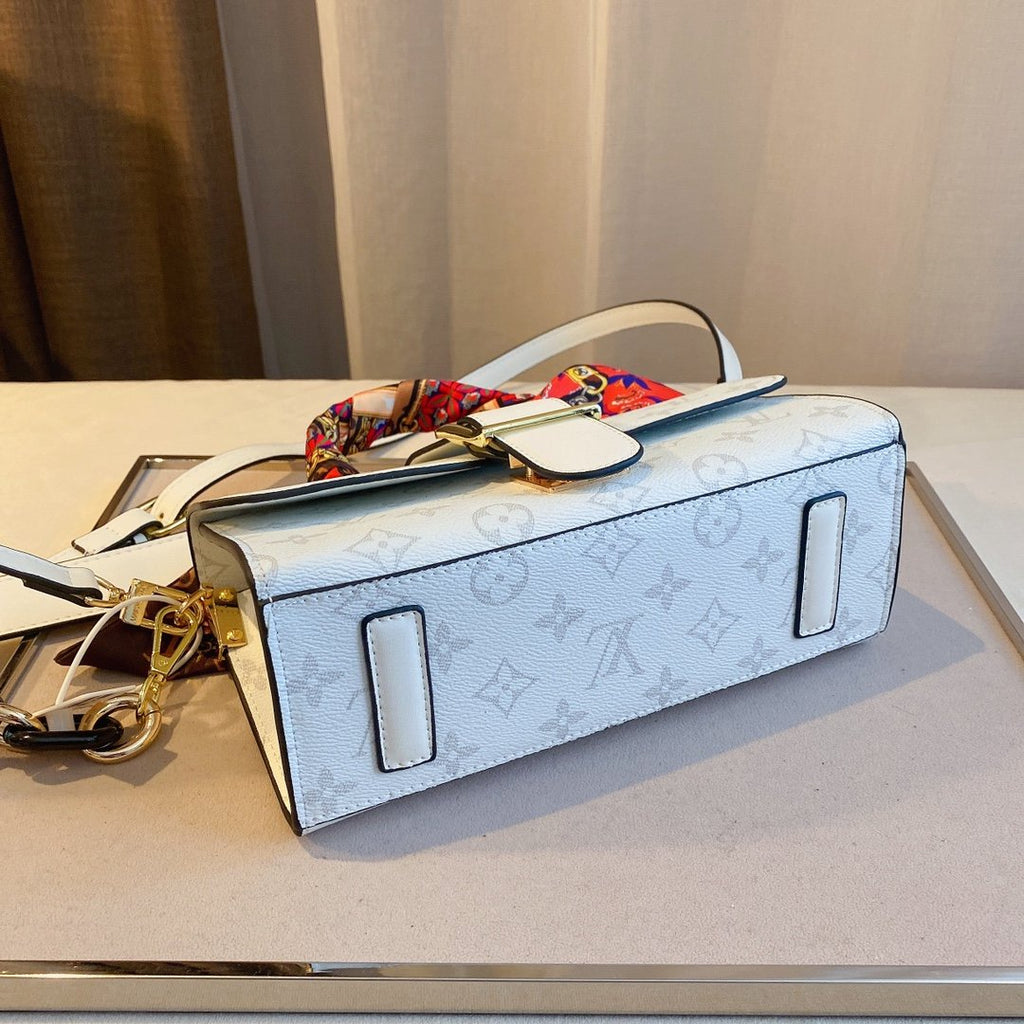 Designer Handbags louis vuitton 090