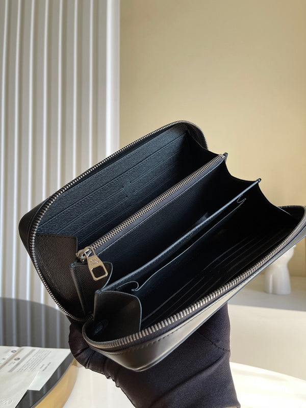 Louis Vuitton Luxury Bags 2412