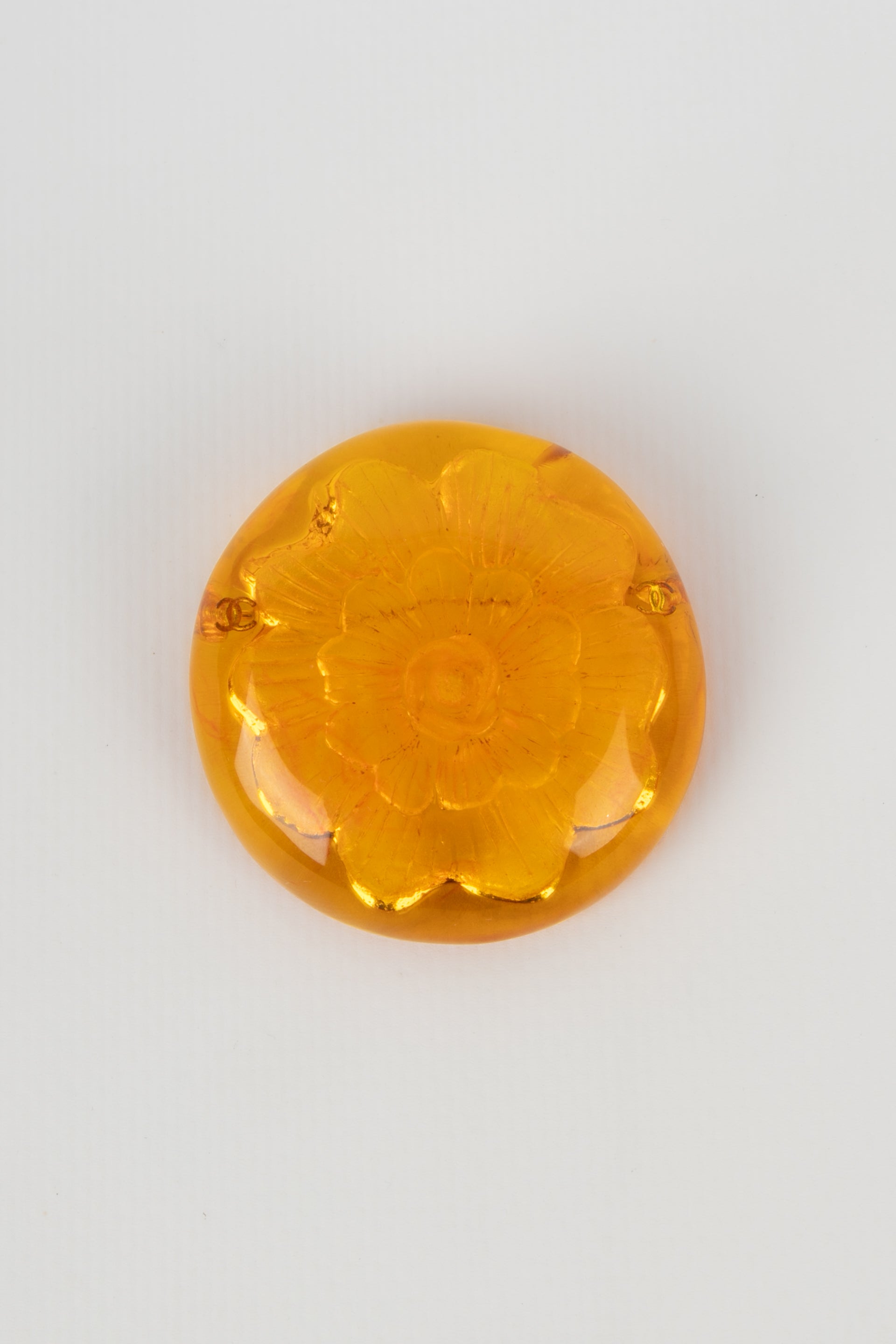 Broche camélia Chanel