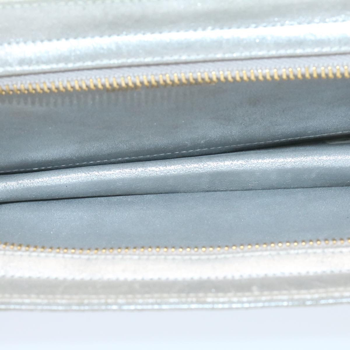 CHANEL Clutch Bag Leather Silver CC Auth 26857
