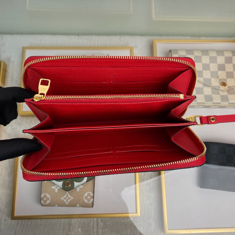 Louis Vuitton Luxury Bags 1820