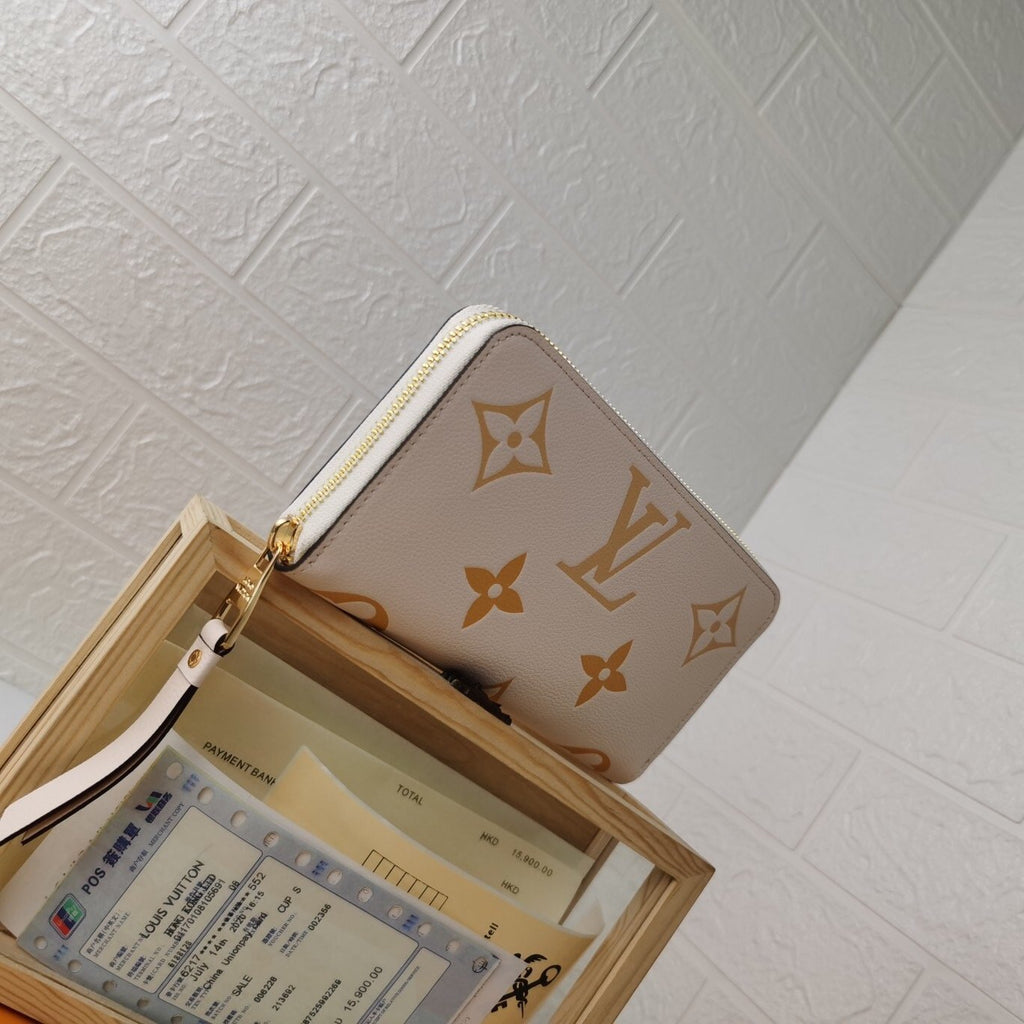 Designer Wallet louis vuitton 107