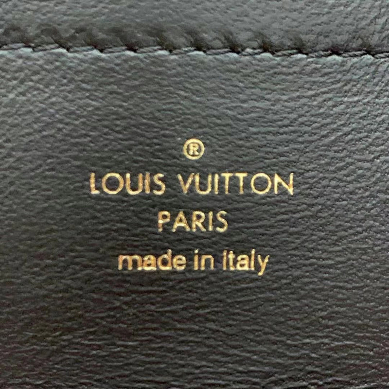 Louis Vuitton Luxury Bags 2474