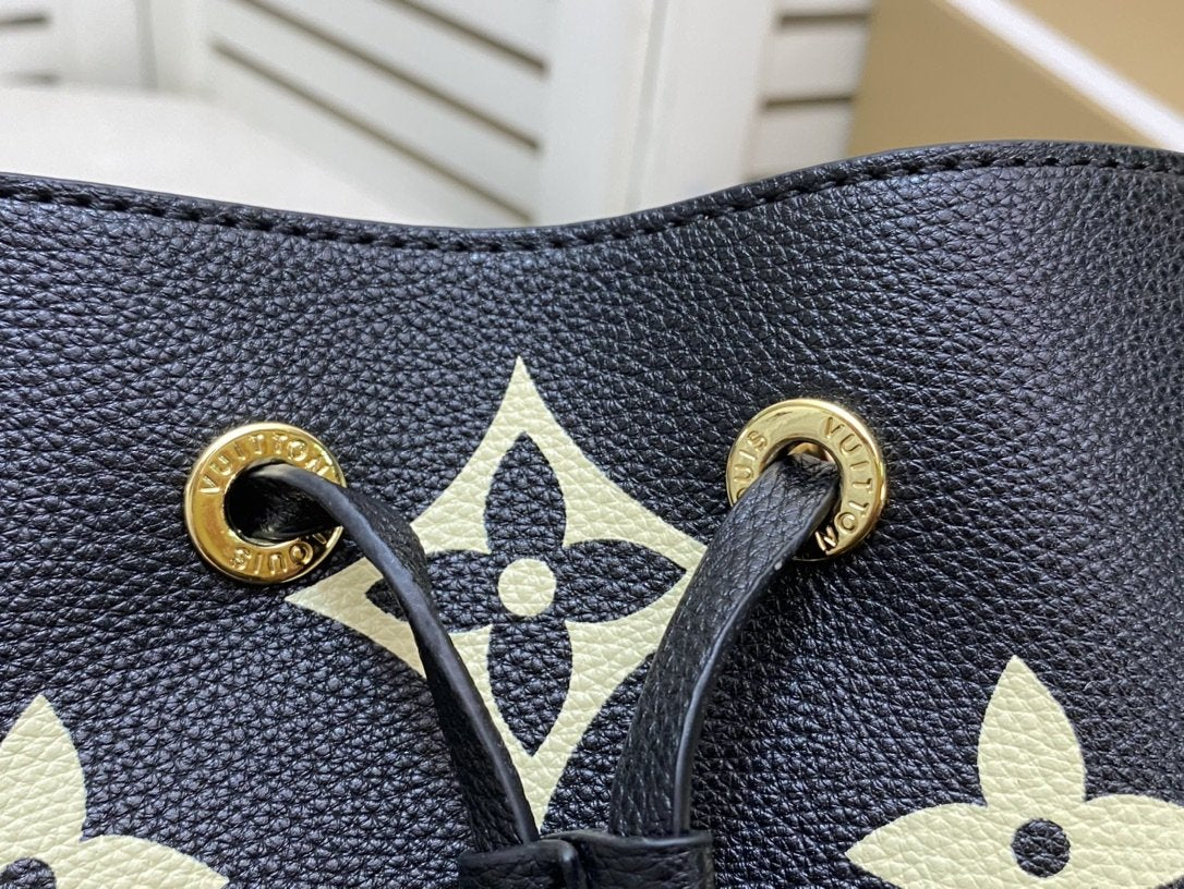 Designer Handbags louis vuitton 103