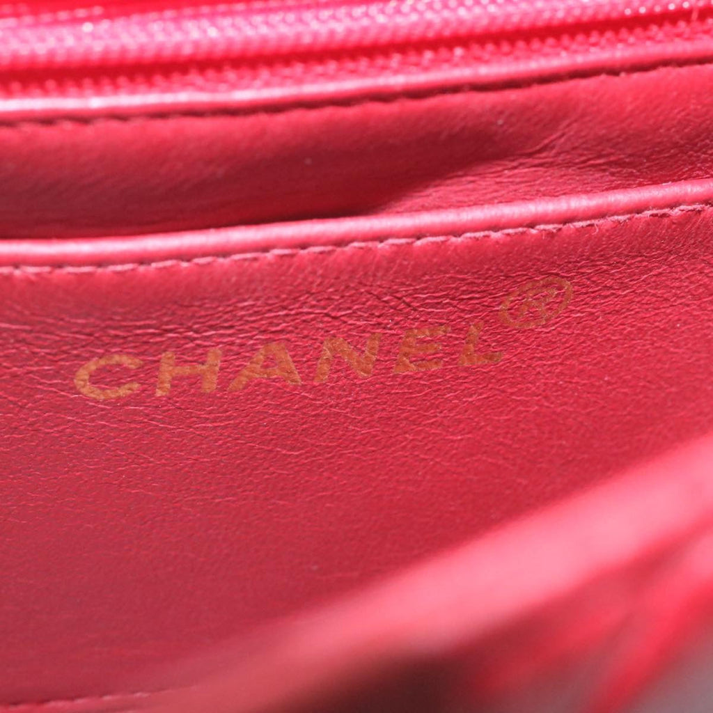 CHANEL Matelasse Chain Flap Shoulder Bag Lamb Skin Turn Lock Red CC  29038