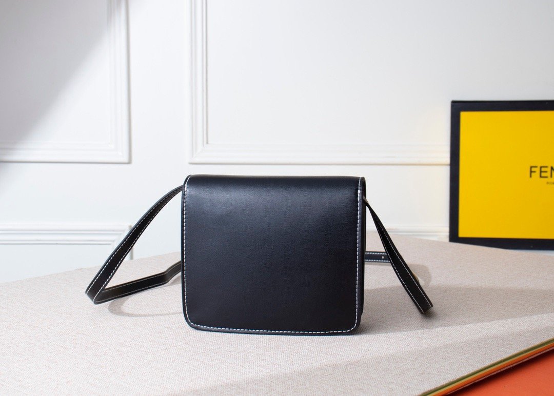 Designer Handbags Fendi 074