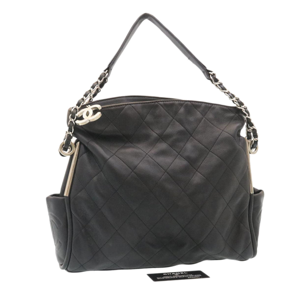CHANEL Matelasse Chain Shoulder Bag Leather Black CC  29121A