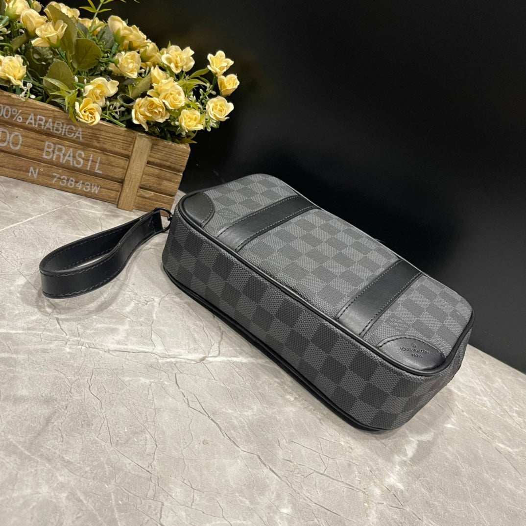 Luxury Bags Louis Vuitton  863