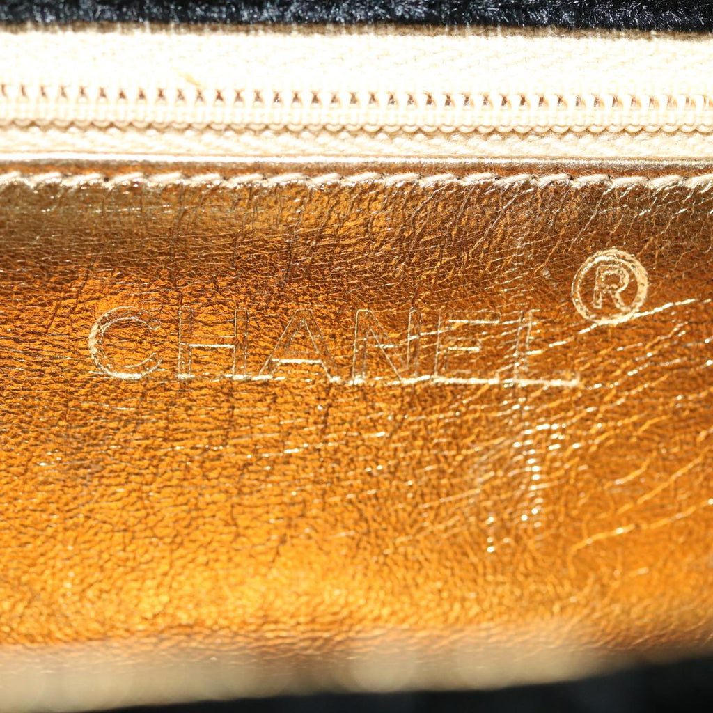 CHANEL Turn Lock Flap Matelasse Hand Bag velvet Black Gold CC Auth 29565A