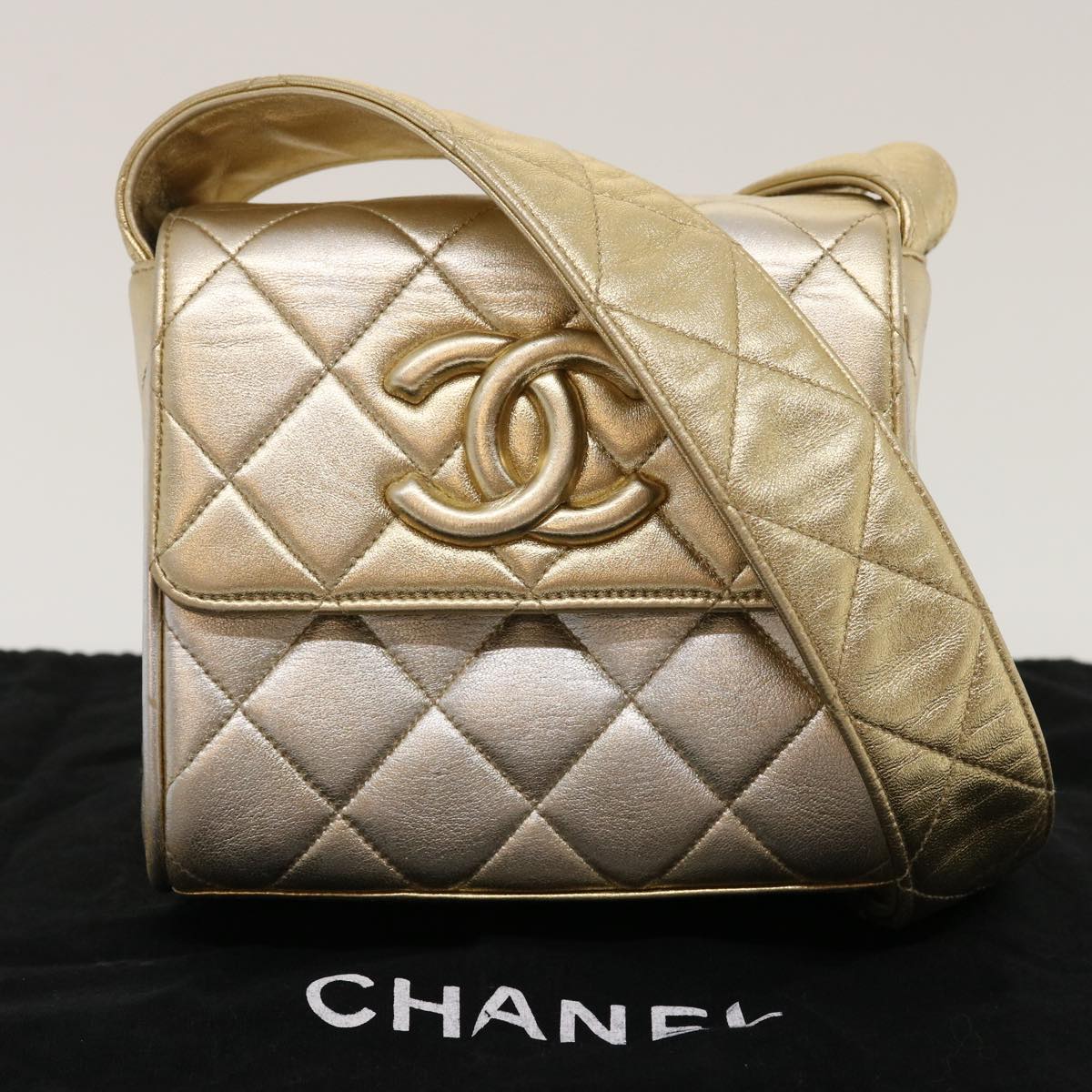 CHANEL Matelasse Shoulder Bag Lamb Skin Gold CC  29567A