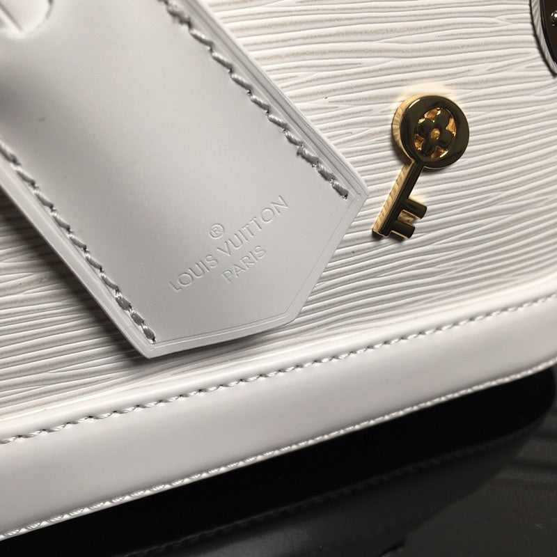 Louis Vuitton Luxury Bags 1972