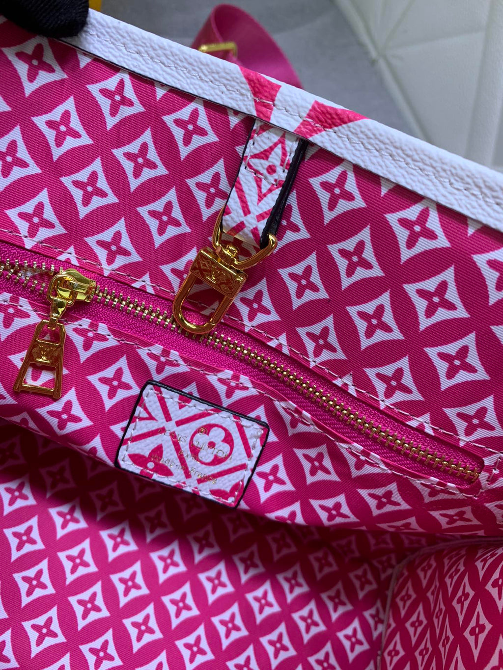 Luxury Bags Louis Vuitton  818