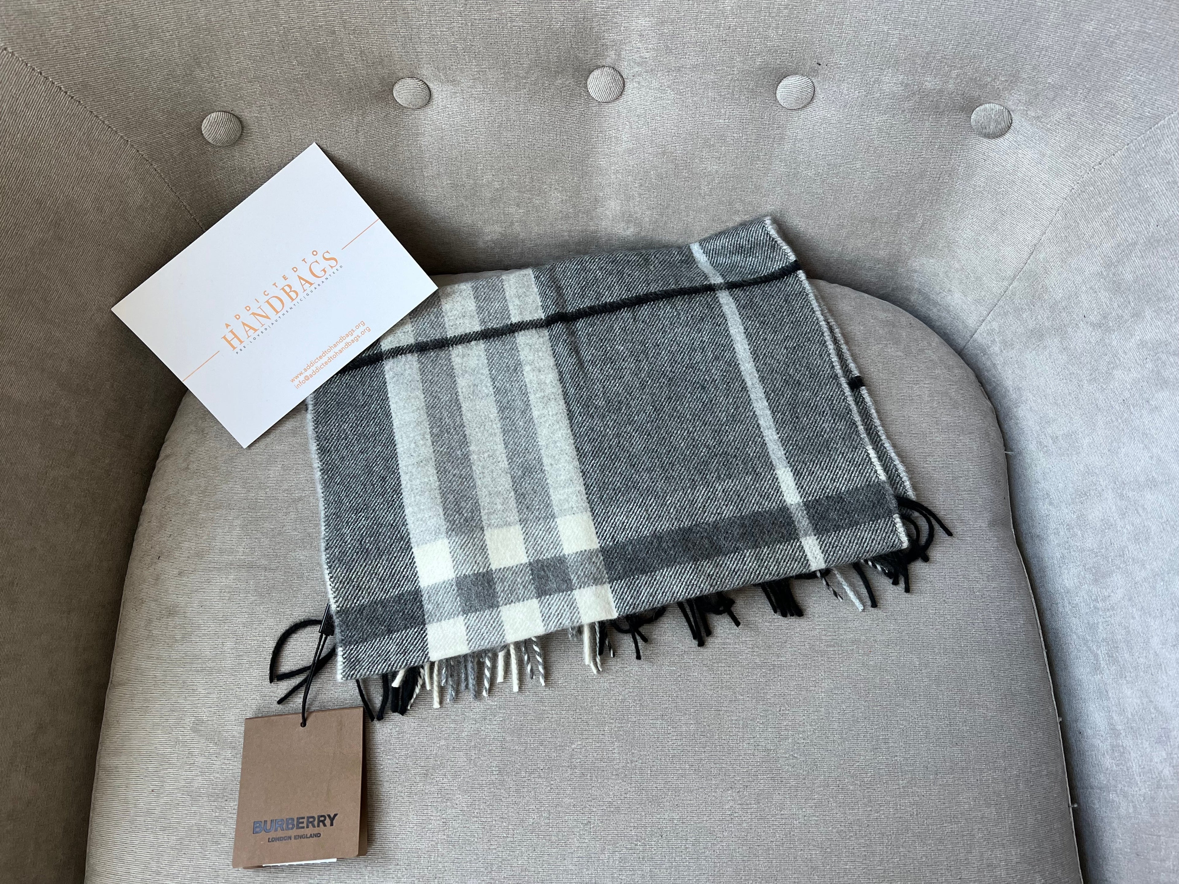 Burberry Classic Check Shale Grey Cashmere Scarf (RRP £420)