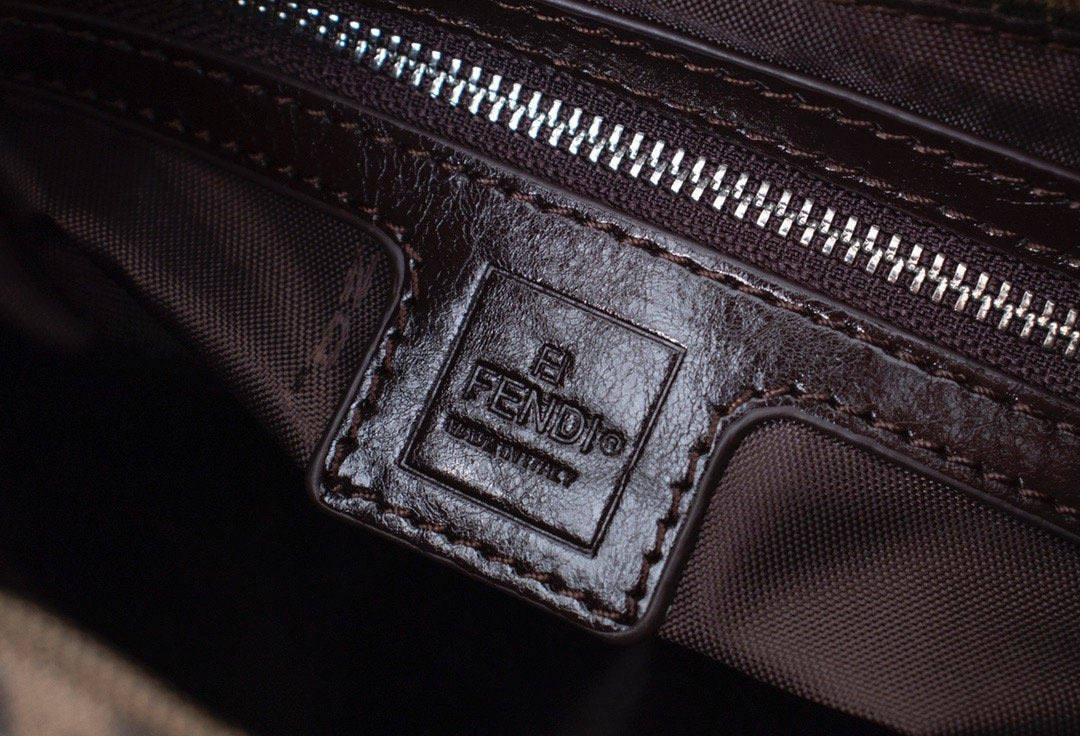Designer Handbags Fendi 018
