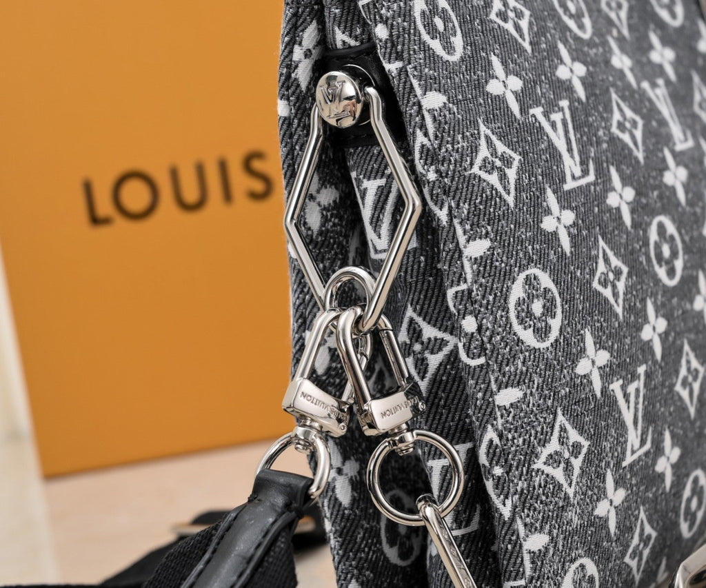 New Bag Louis Vuitton  656