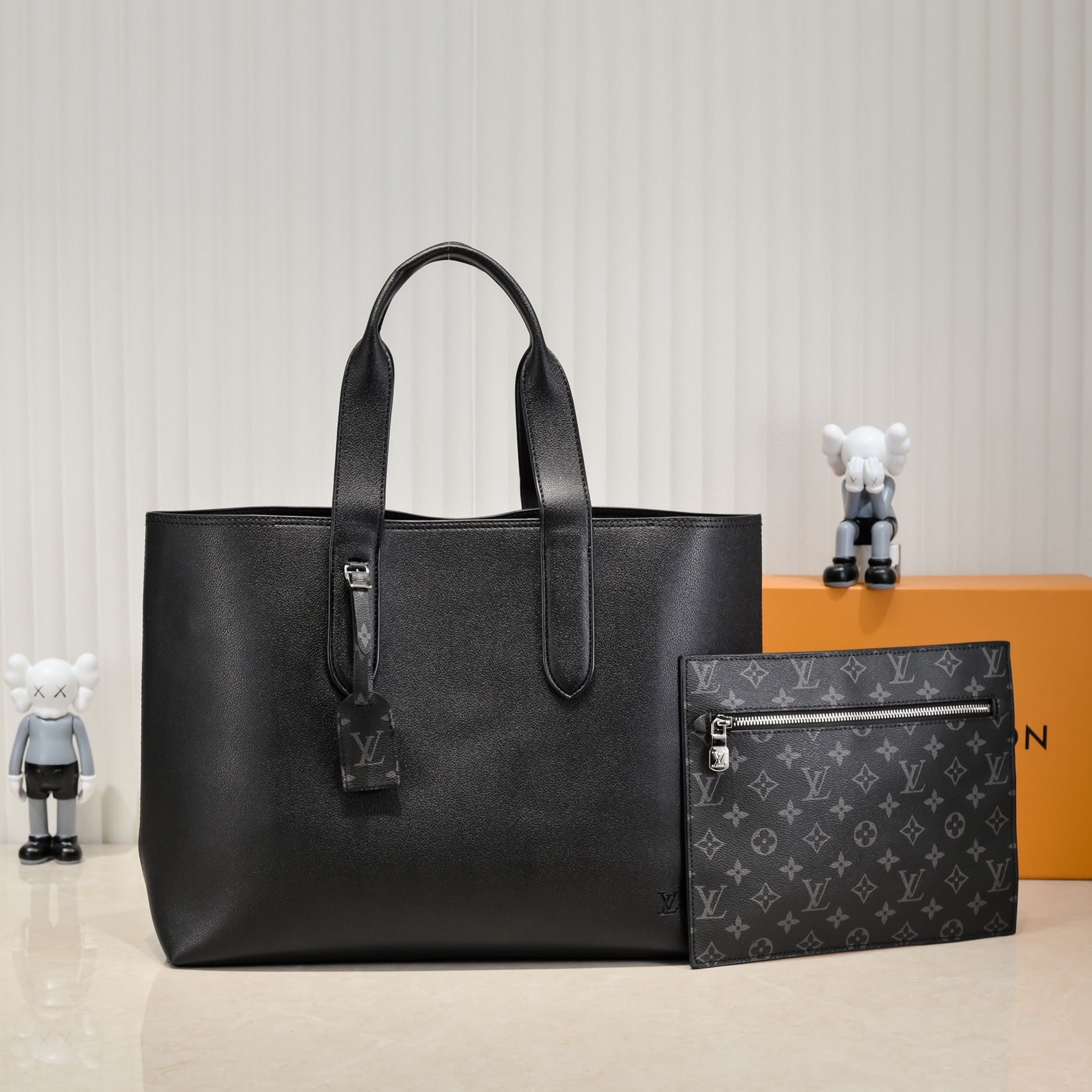 Luxury Bags Louis Vuitton  803