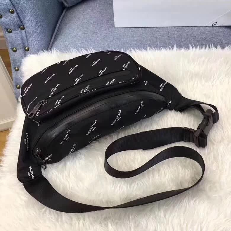 Balenciaga Bags - Aura Bags - 985