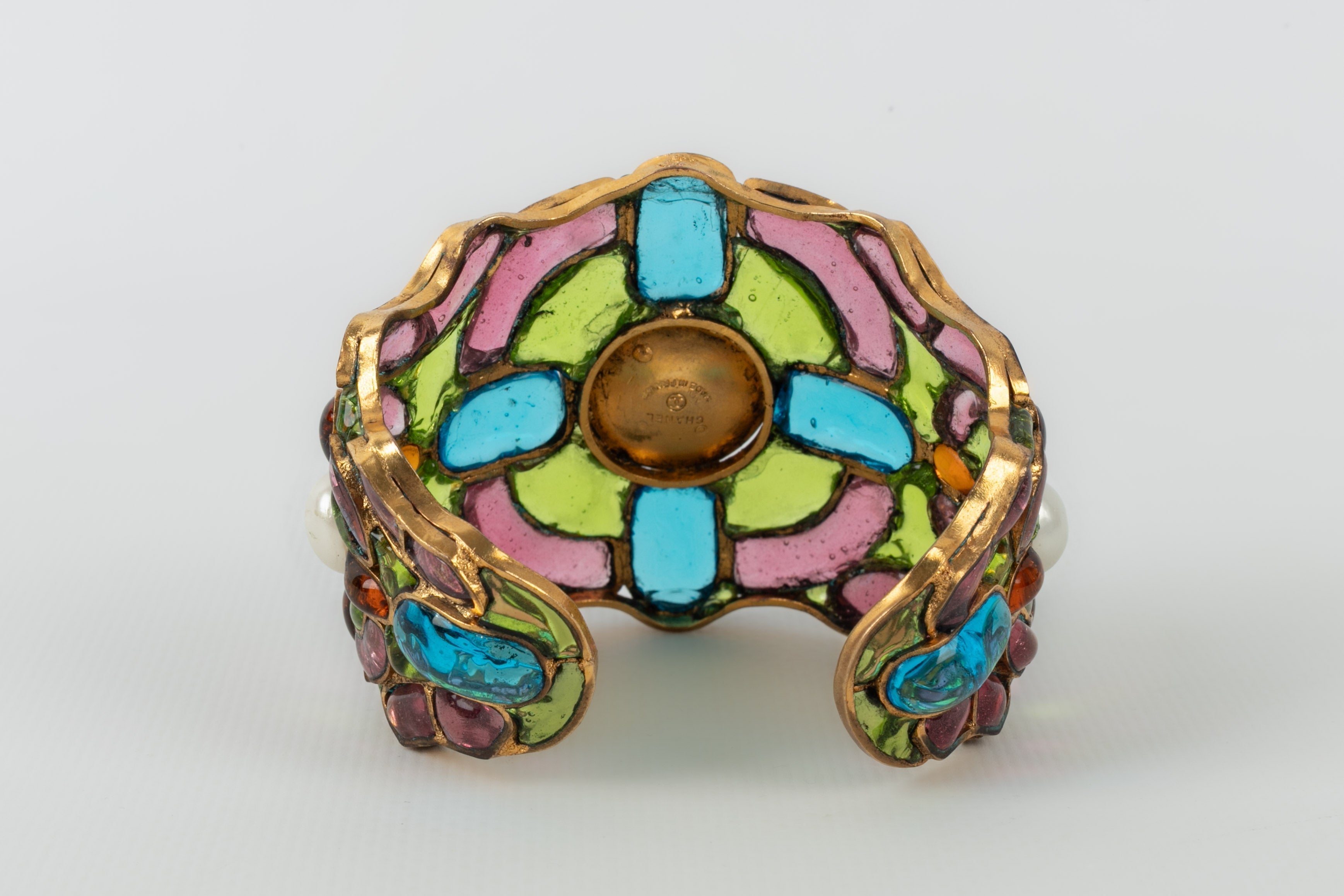 Bracelet en pâte de verre Chanel