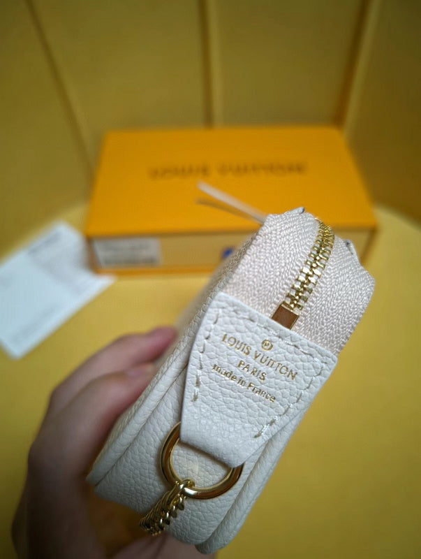 Louis Vuitton Luxury Bags 2470