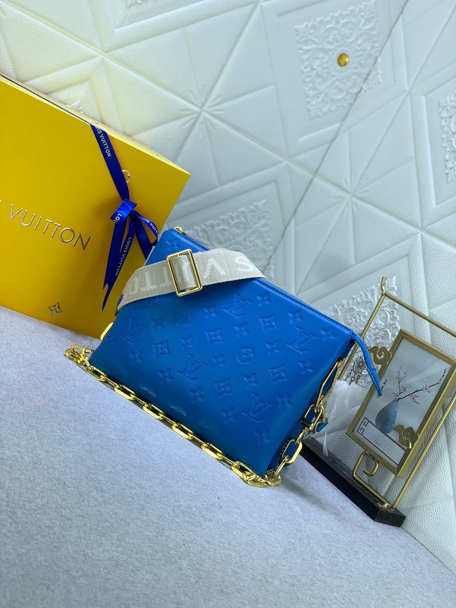 Luxury Bags Louis Vuitton  878
