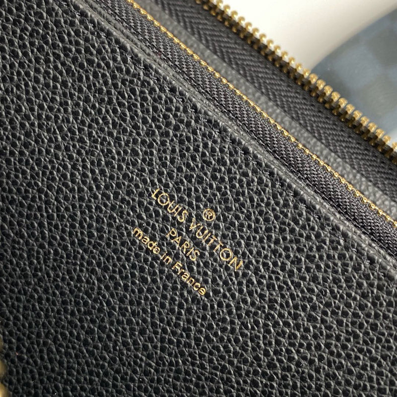 Louis Vuitton Luxury Bags 1824