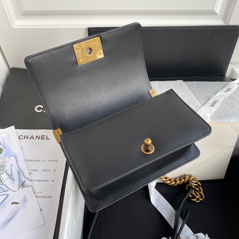 aura-bags - Chanel Bags - 7442