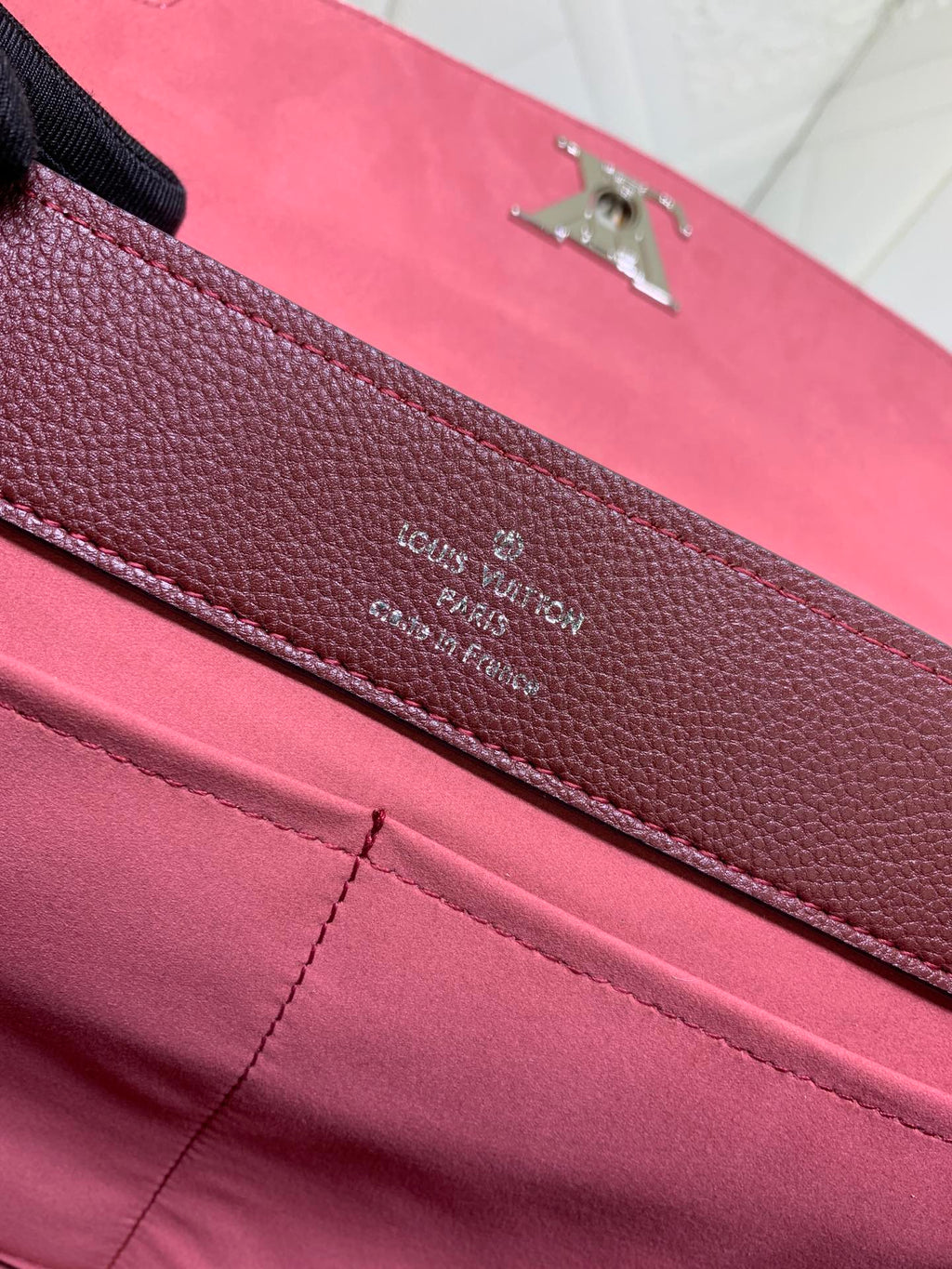 Luxury Bags Louis Vuitton  747