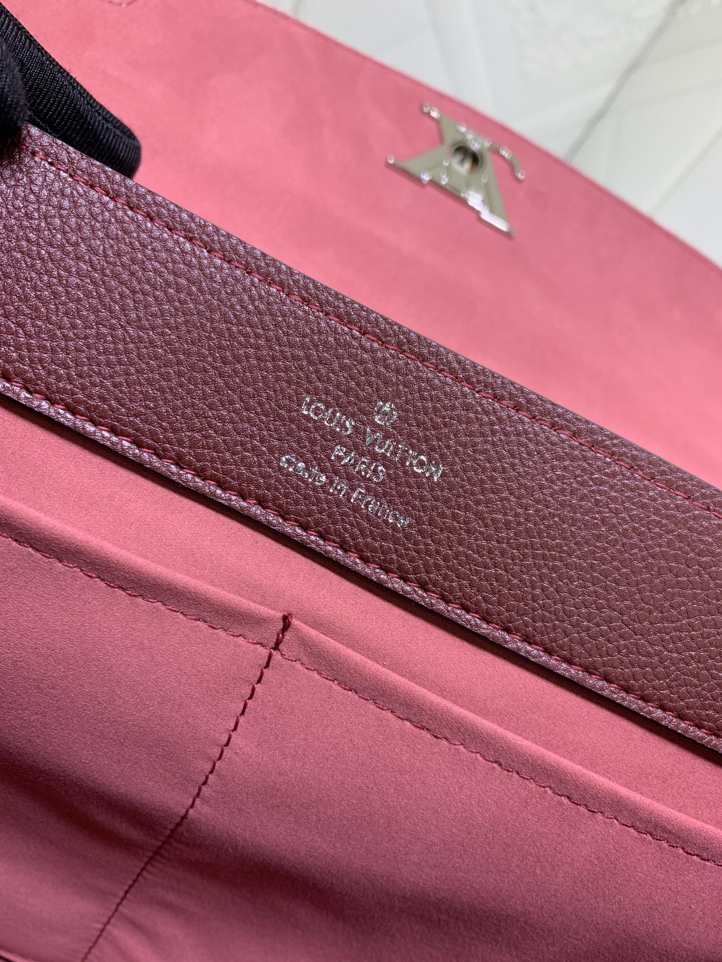 Luxury Bags Louis Vuitton  747